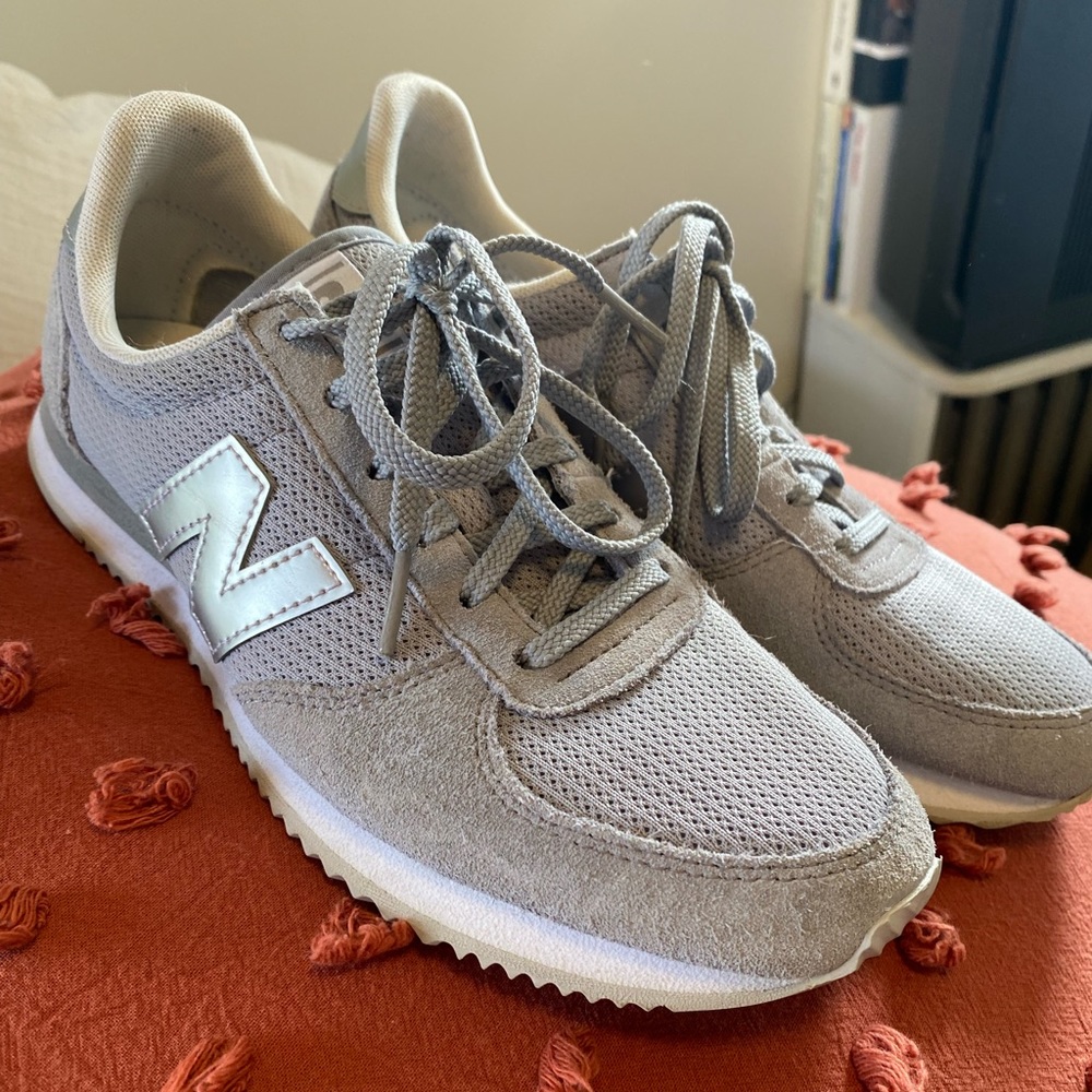 New balance blue sneakers